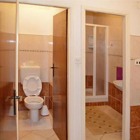 Anica Apartment