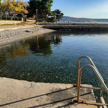 Anica Appartamento Starigrad Paklenica